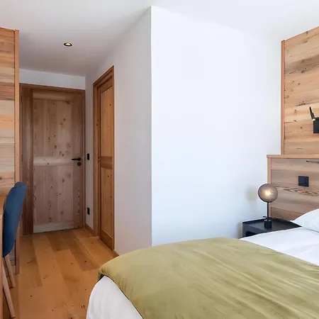 Holiday home Picarvan Piscine Interieure Fontcouverte-la-Toussuire