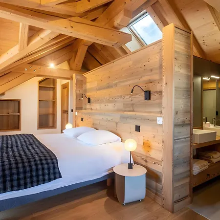 Picarvan Piscine Interieure Holiday home *